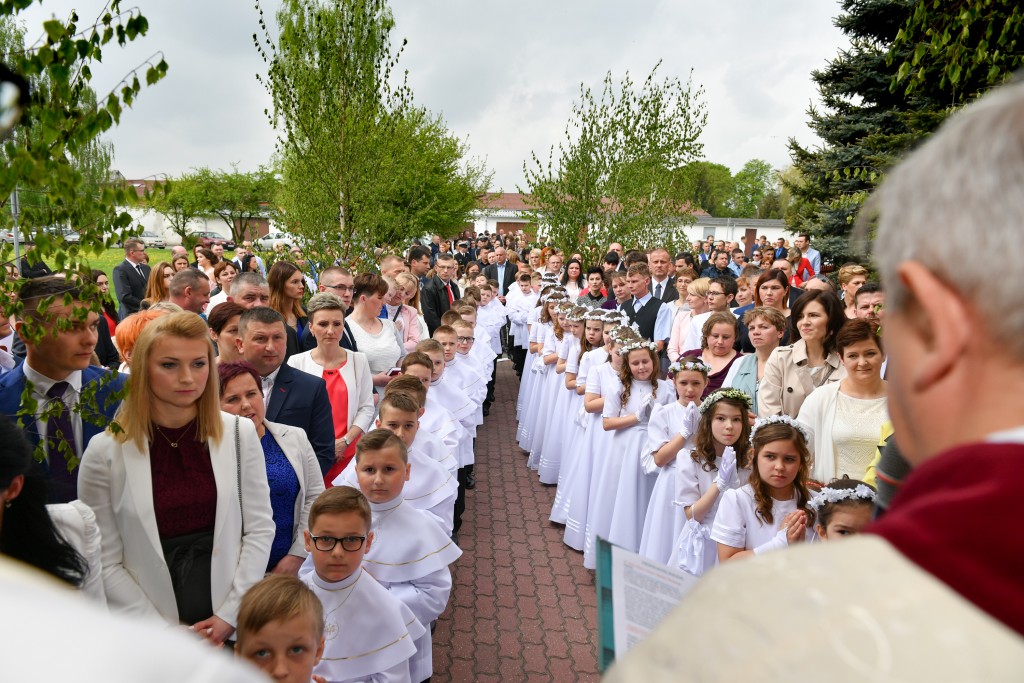 Pierwsza Komunia święta w Garbowie - Cukrowni 2017